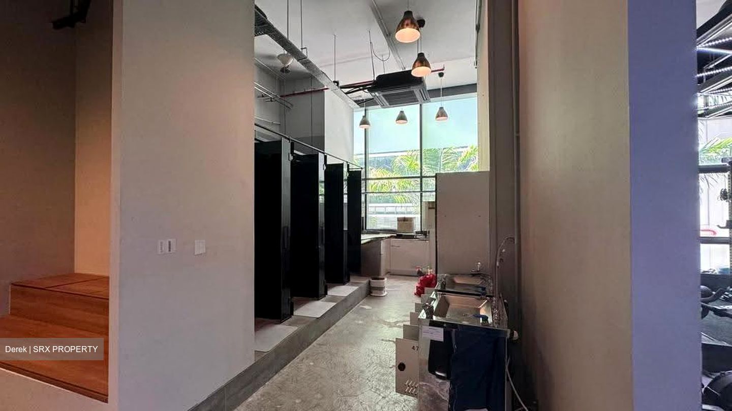 Tahir Building (D1), Retail #611363001